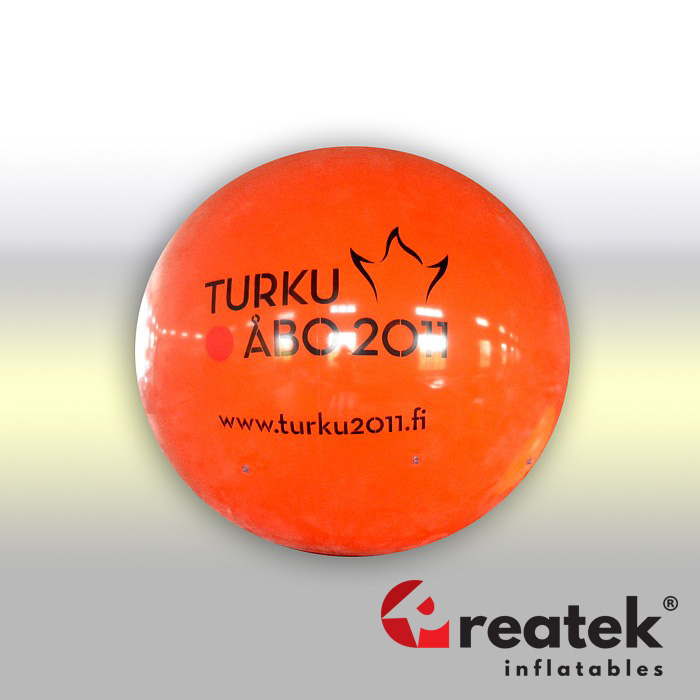 Heliový reklamní balón ve tvaru koule s průměrem 3 m a vlastním potiskem